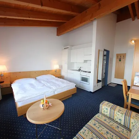 Hotel apartamentowy Muchetta Wiesen